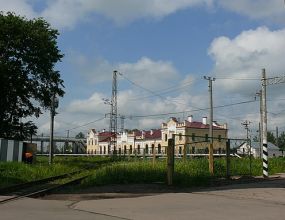 512px-chudovo vokzal